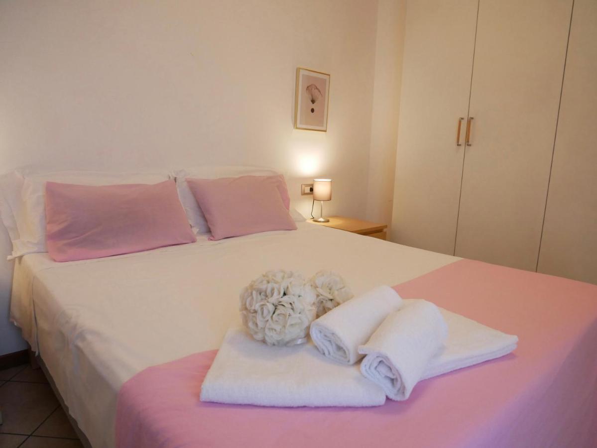 Diadema Pink - Immobili E Soluzioni Rent Apartment Bergamo Luaran gambar